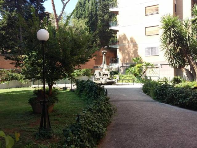 Appartamento in affitto a Municipio Roma II, Roma Capitale