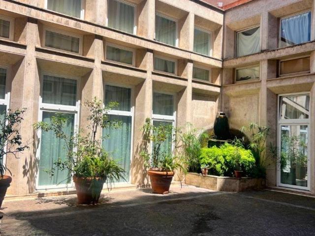 Appartamento in affitto a Municipio Roma I, Roma Capitale
