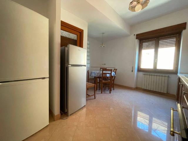 Appartamento in affitto a Villaggio Breda, Roma Capitale