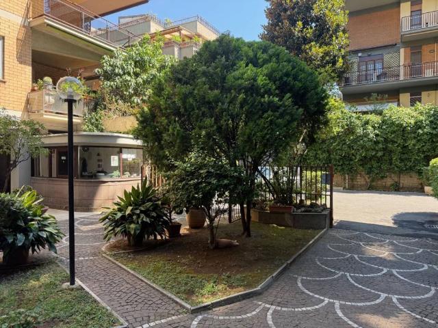 Appartamento in affitto a Municipio Roma VIII, Roma Capitale