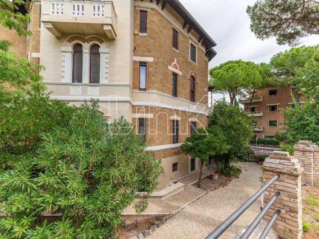 Appartamento in affitto a Municipio Roma I, Roma Capitale