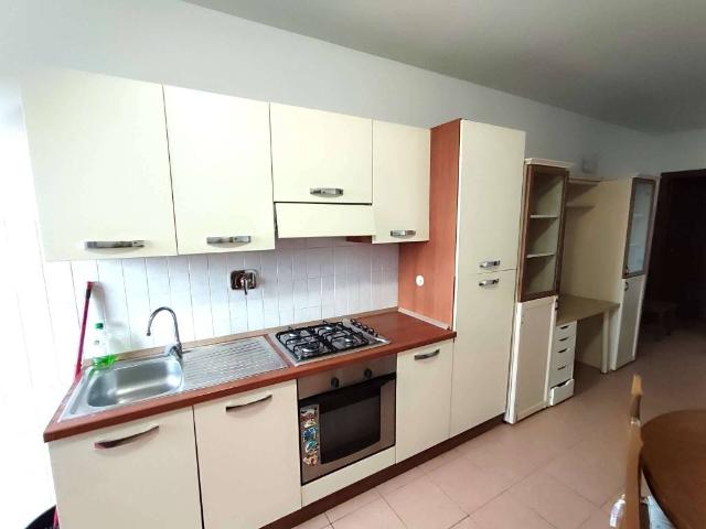Appartamento in affitto a Castel di Decima, Roma