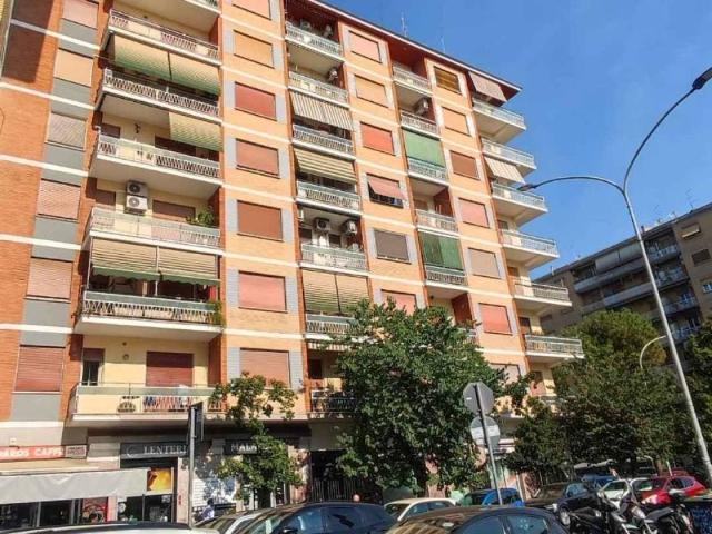 Appartamento in affitto a Municipio Roma V, Roma Capitale