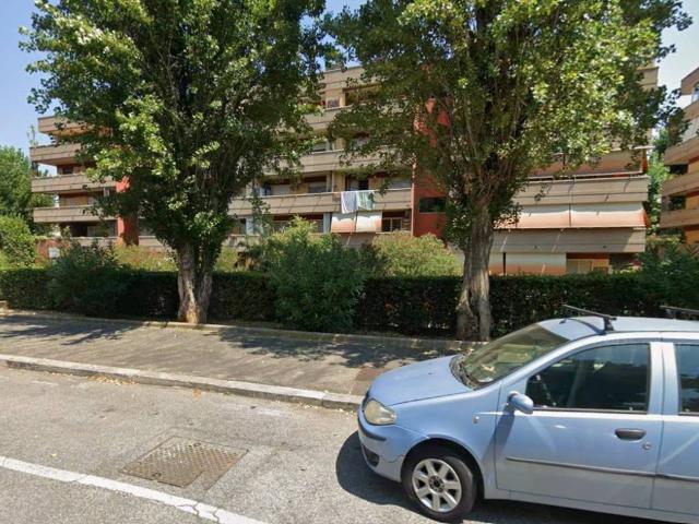 Appartamento in affitto a Giardino di Roma, Roma Capitale