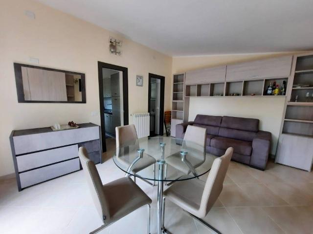 Appartamento in affitto a Axa, Roma Capitale