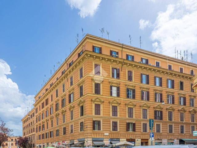 Appartamento in affitto a Municipio Roma I, Roma Capitale