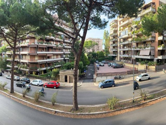 Appartamento in affitto a Municipio Roma IX, Roma Capitale