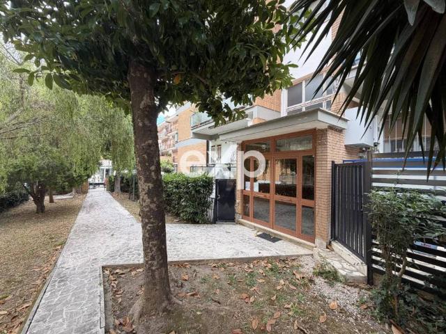 Appartamento in affitto a Spinaceto, Roma Capitale
