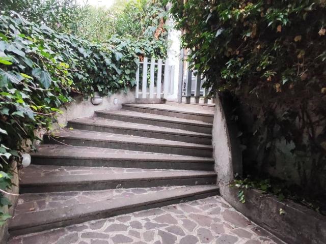 Appartamento in affitto a Mostacciano, Roma Capitale