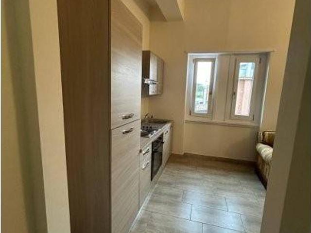 Appartamento in affitto a Vallerano, Roma