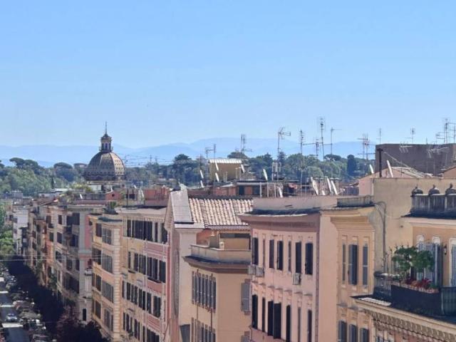 Appartamento in affitto a Municipio Roma I, Roma Capitale