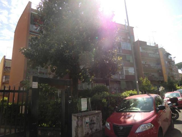 Appartamento in affitto a Municipio Roma III, Roma Capitale