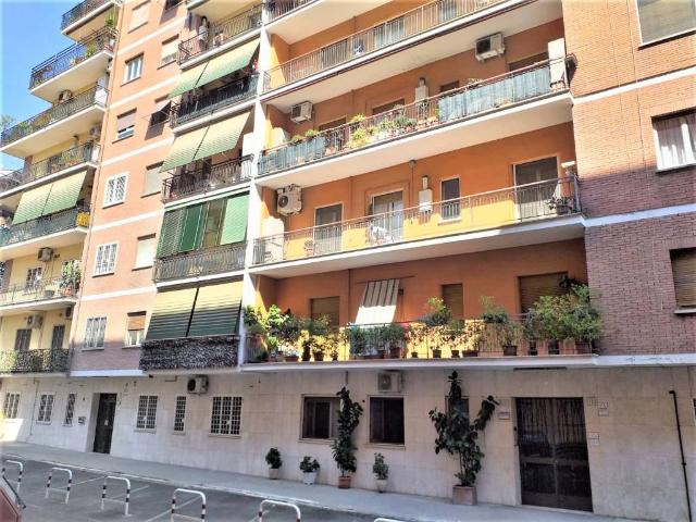 Appartamento in affitto a Municipio Roma XI, Roma Capitale