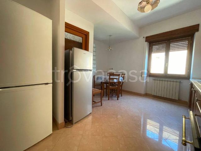 Appartamento in affitto a Villaggio Breda, Roma Capitale