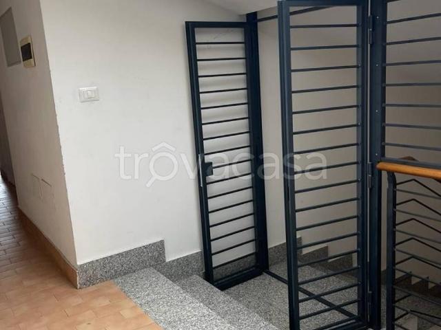 Appartamento in affitto a Monte Migliore, Roma Capitale