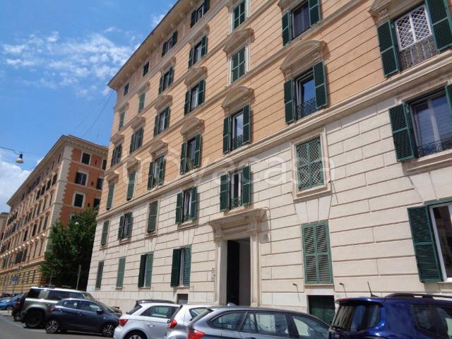 Appartamento in affitto a Municipio Roma I, Roma Capitale
