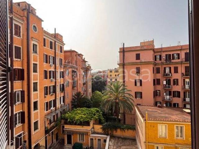 Appartamento in affitto a Municipio Roma I, Roma Capitale