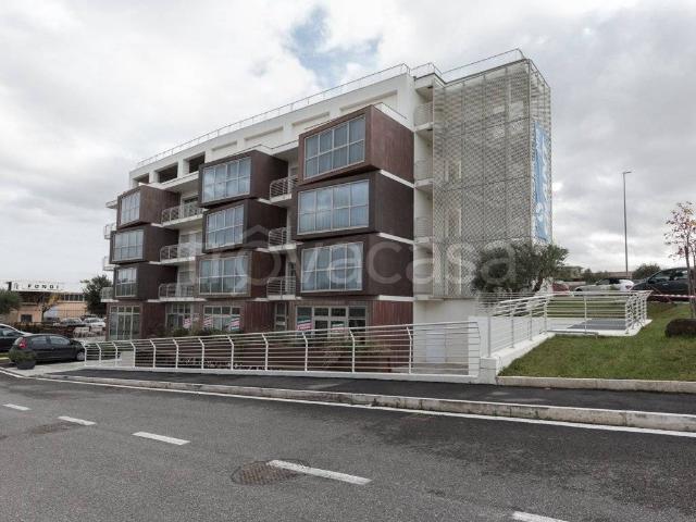 Appartamento in affitto a Municipio Roma VI, Roma Capitale