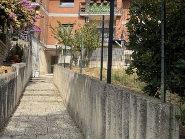 Appartamento in affitto a Spinaceto, Roma Capitale
