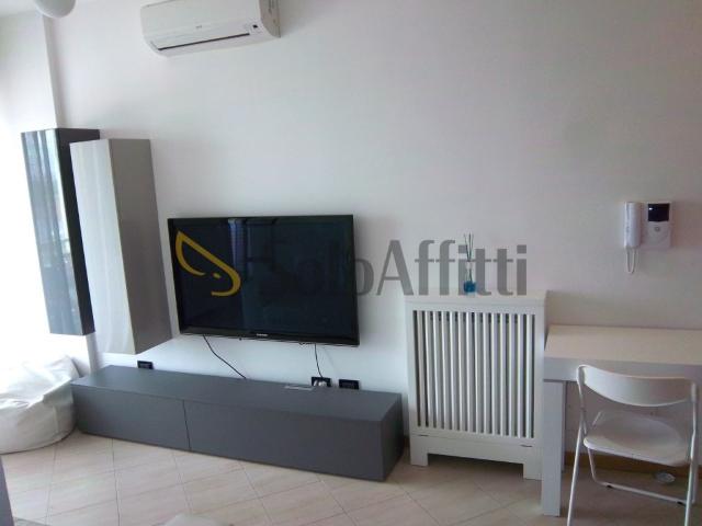 Appartamento in affitto a Municipio Roma IX, Roma Capitale
