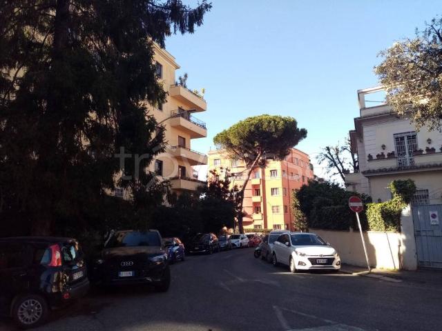Appartamento in affitto a Municipio Roma II, Roma Capitale