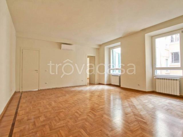 Appartamento in affitto a Municipio Roma I, Roma Capitale