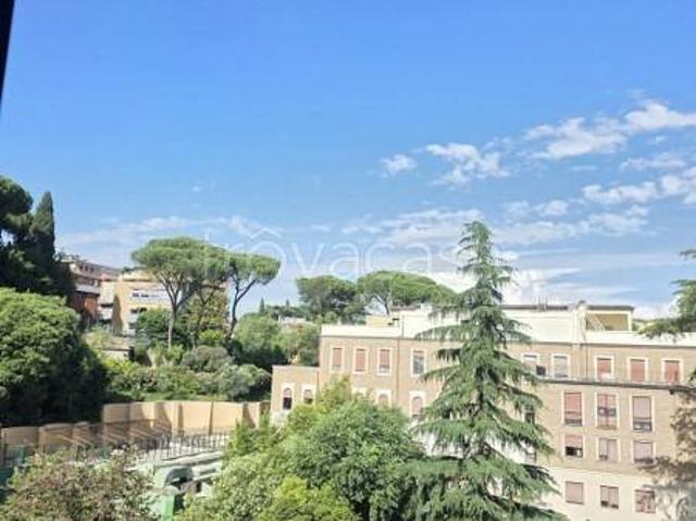 Appartamento in affitto a Municipio Roma I, Roma Capitale