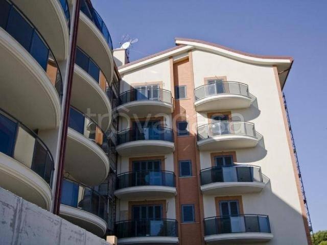 Appartamento in affitto a Madonnetta, Roma Capitale