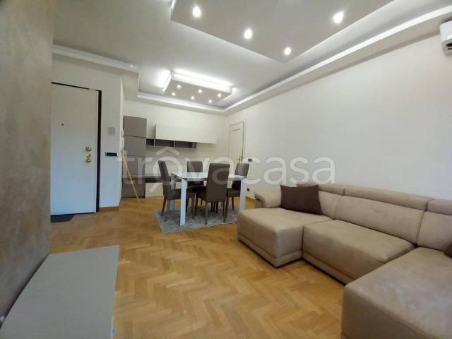 Appartamento in affitto a Romanina, Roma