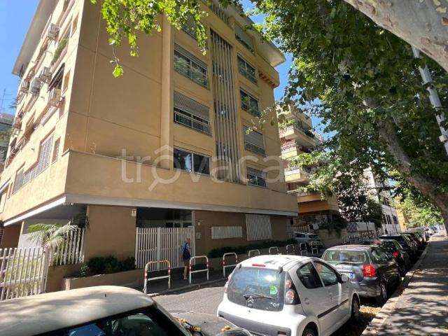 Appartamento in affitto a Municipio Roma I, Roma Capitale