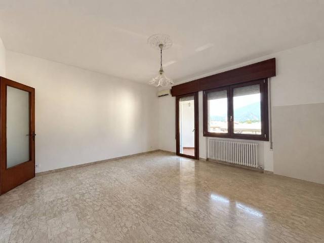 Appartamento in affitto a Romano D'ezzelino, Veneto