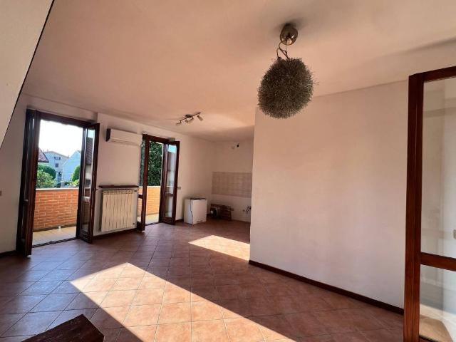 Appartamento in affitto a Piemonte, Novara
