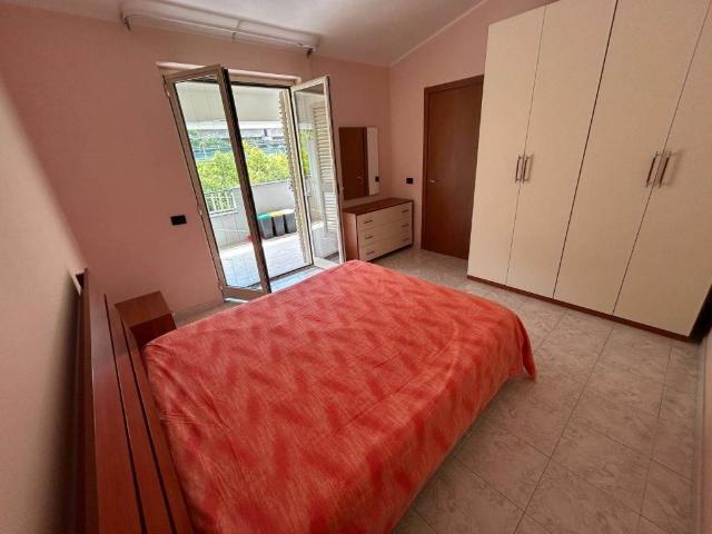 Appartamento in affitto a Rometta, Sicilia