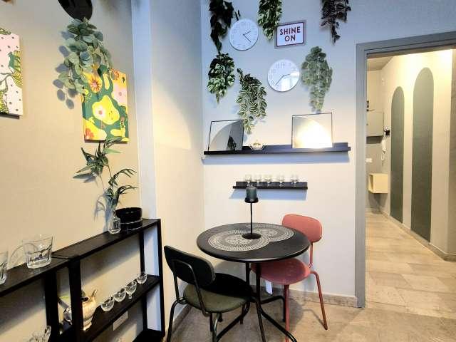 Appartamento in affitto a Municipio 6, Milano