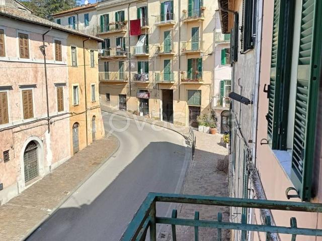 Appartamento in affitto a Ronciglione, Lazio