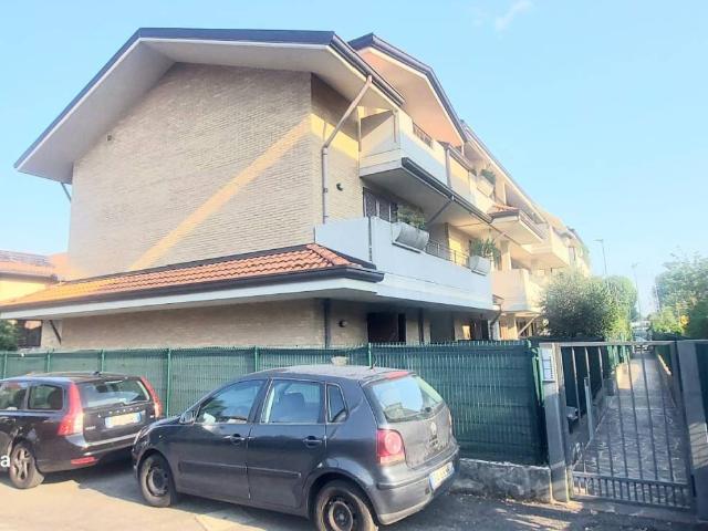 Appartamento in affitto a Rovellasca, Lombardia