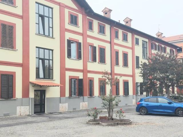 Appartamento in affitto a Rovellasca, Como