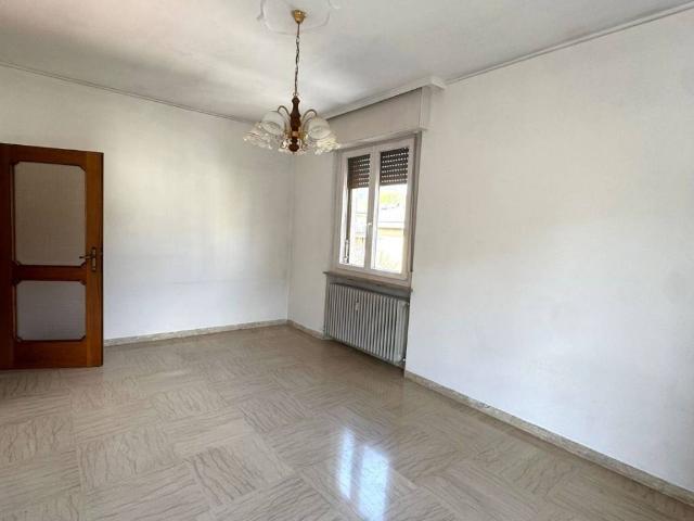Appartamento in affitto a Comunità della Vallagarina, Borgo Sacco