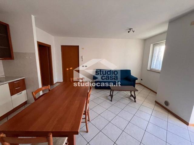 Appartamento in affitto a Comunità della Vallagarina, Borgo Sacco