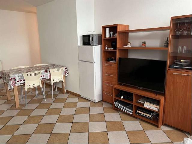 Appartamento in affitto a Comunità della Vallagarina, Borgo Sacco