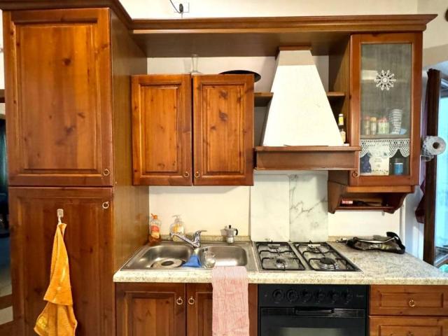 Appartamento in affitto a Comunità della Vallagarina, Borgo Sacco