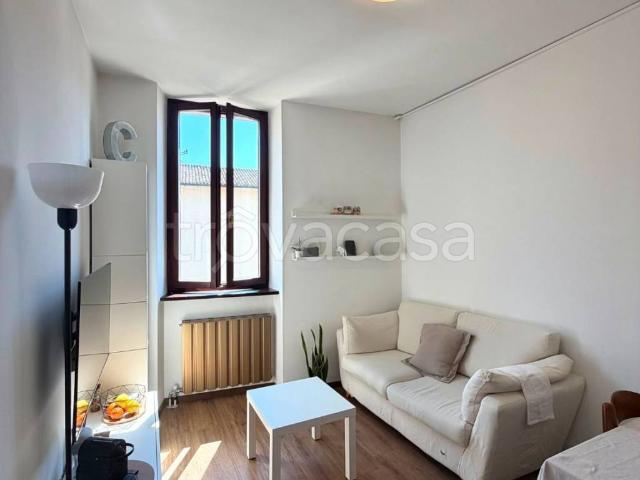 Appartamento in affitto a Comunità della Vallagarina, Borgo Sacco
