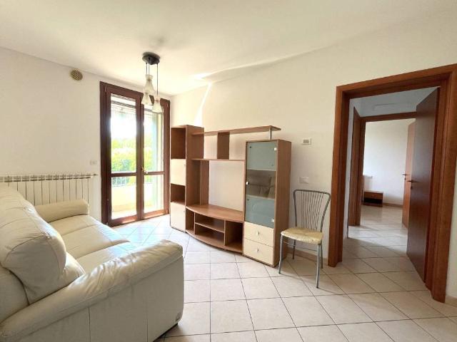 Appartamento in affitto a Commenda, Rovigo