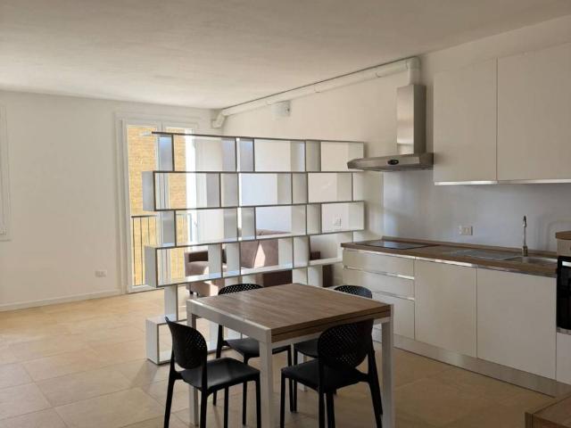 Appartamento in affitto a Commenda, Rovigo