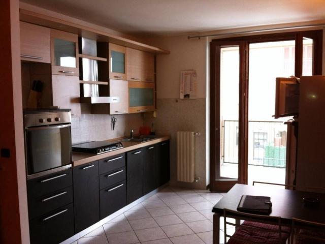 Appartamento in affitto a Rozzano, Milano