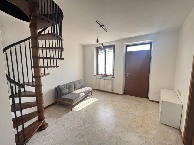 Appartamento in affitto a Rozzano, Lombardia