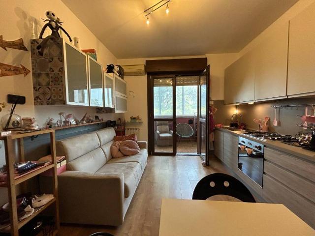Appartamento in affitto a Pontesesto, Rozzano