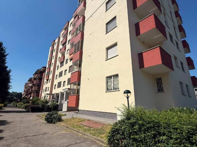 Appartamento in affitto a Rozzano, Lombardia