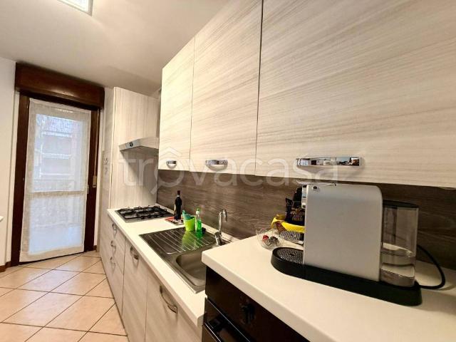 Appartamento in affitto a Rozzano, Lombardia