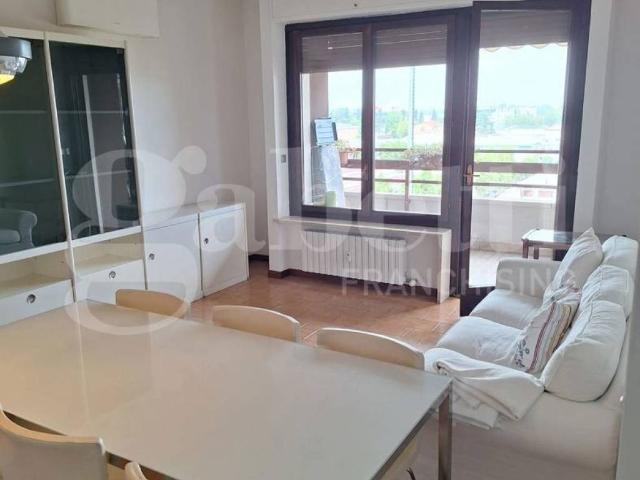 Appartamento in affitto a Valleambrosia, Rozzano